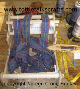 christmas-08-weaving-2