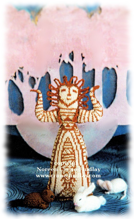 Knitted Goddess Artemis pattern | Tottie Talks Crafts Blog